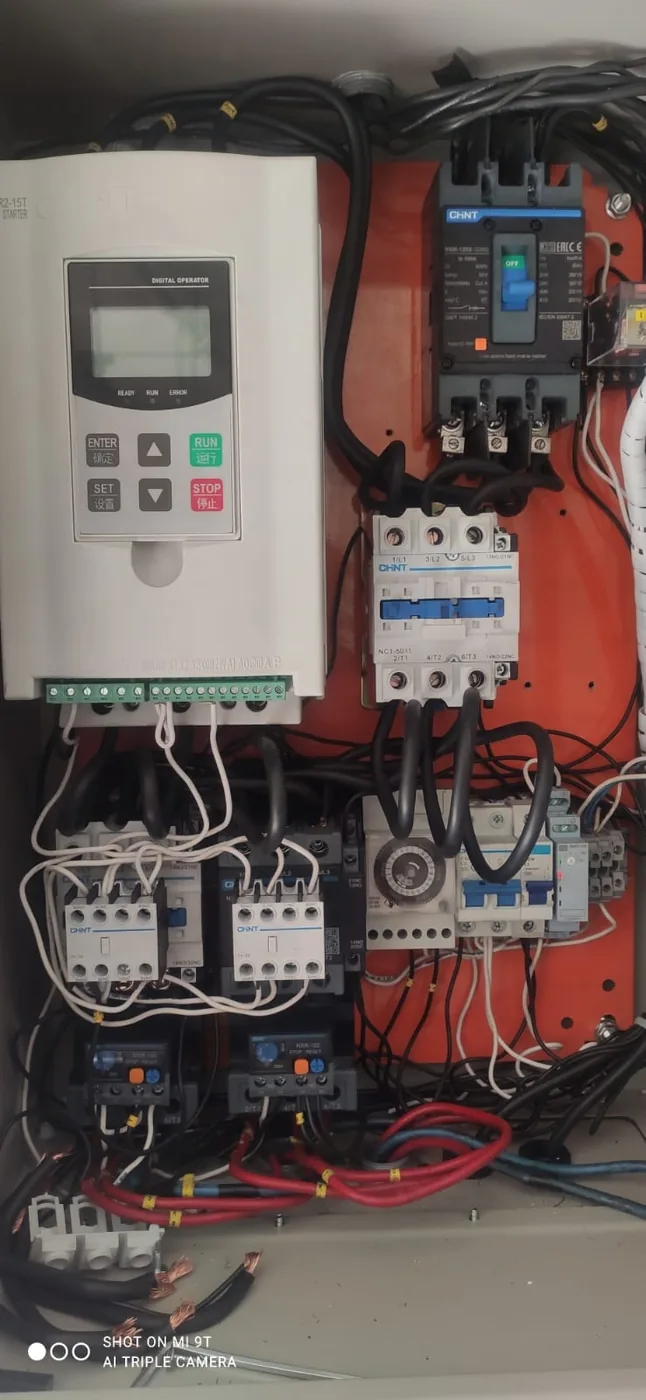 Panel de control para un sistema de bombeo